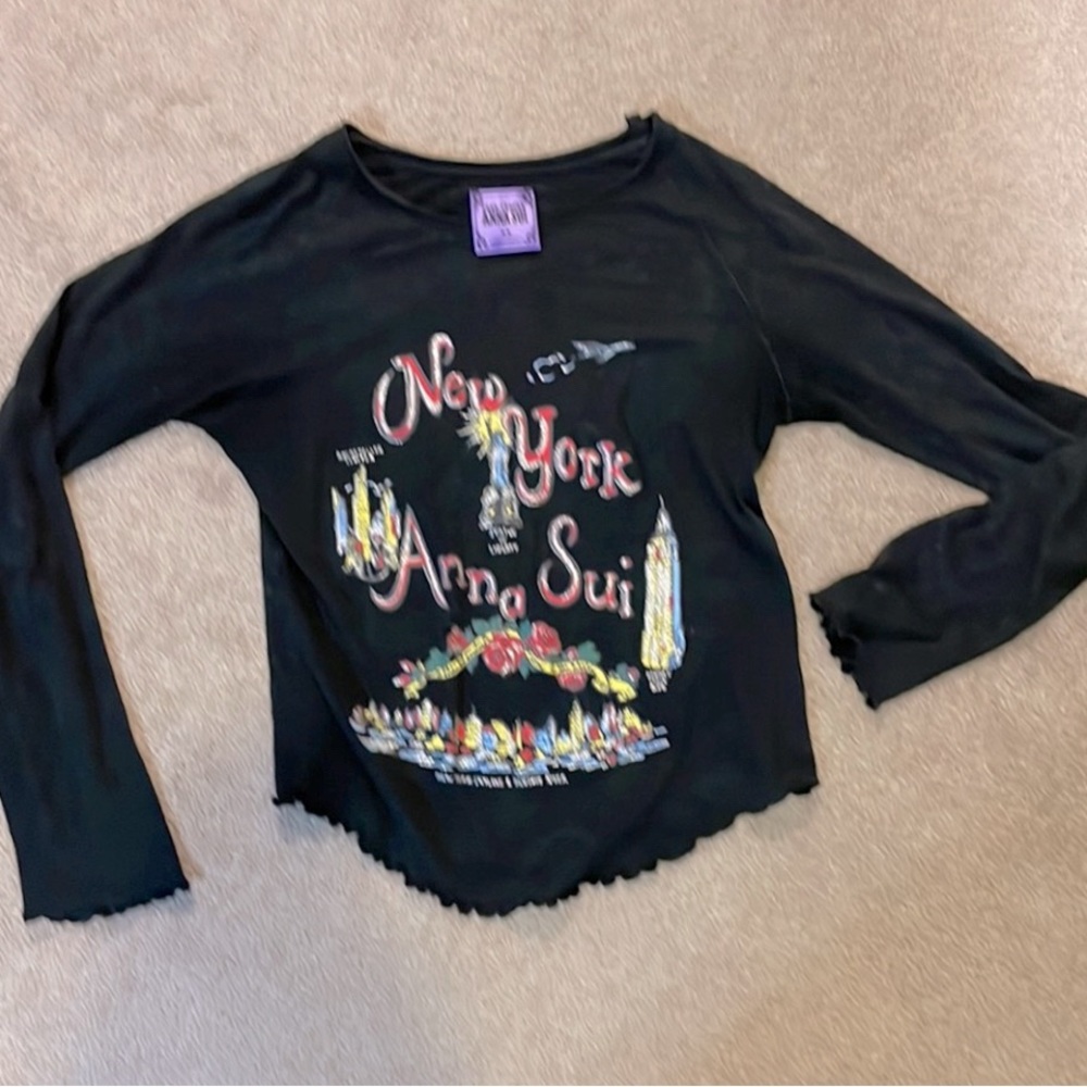 Long sleeve tee